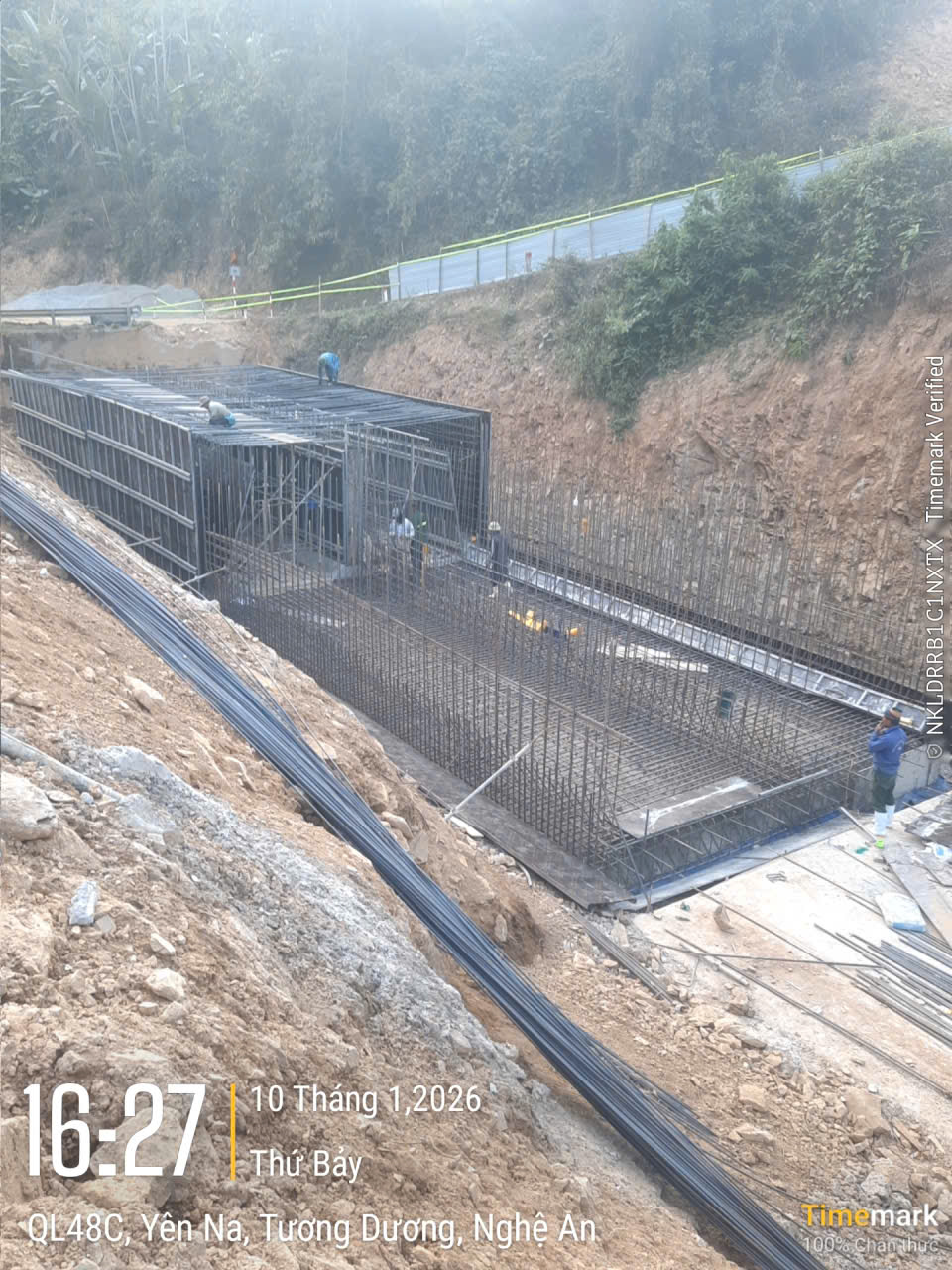 Kiểm tra hiện trường công trình